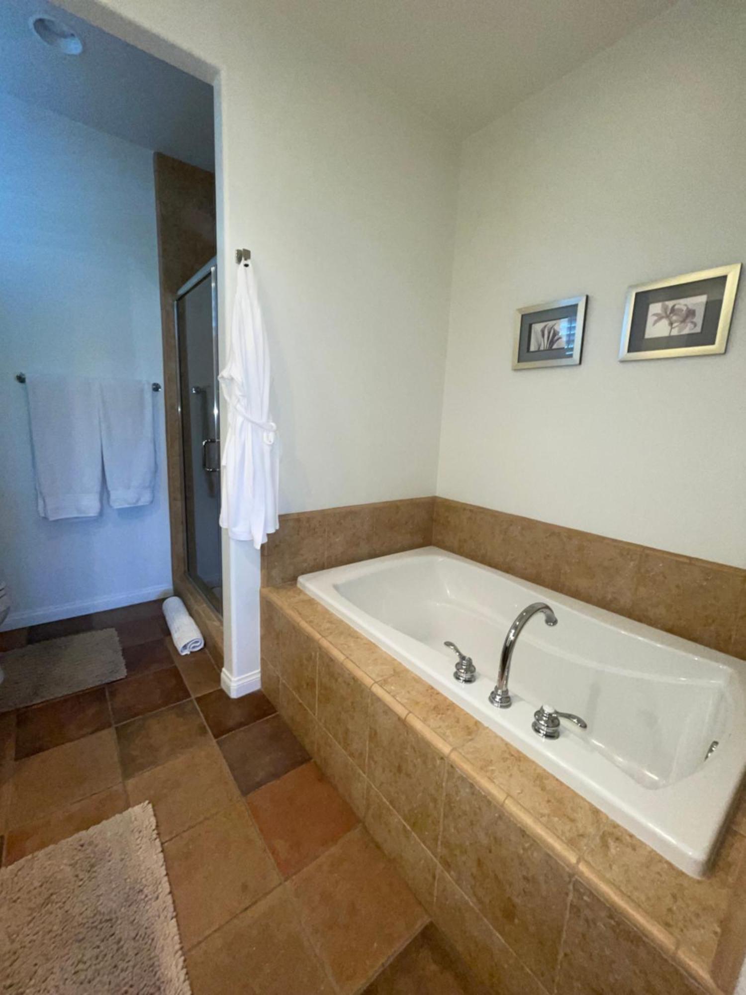 Beautiful Casita With Balcony, La Quinta Legacy Villas Экстерьер фото